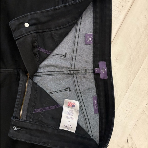 NYD Jeans in EUC, Size 6/8, Lift&Tuck Technology - Picture 4 of 4